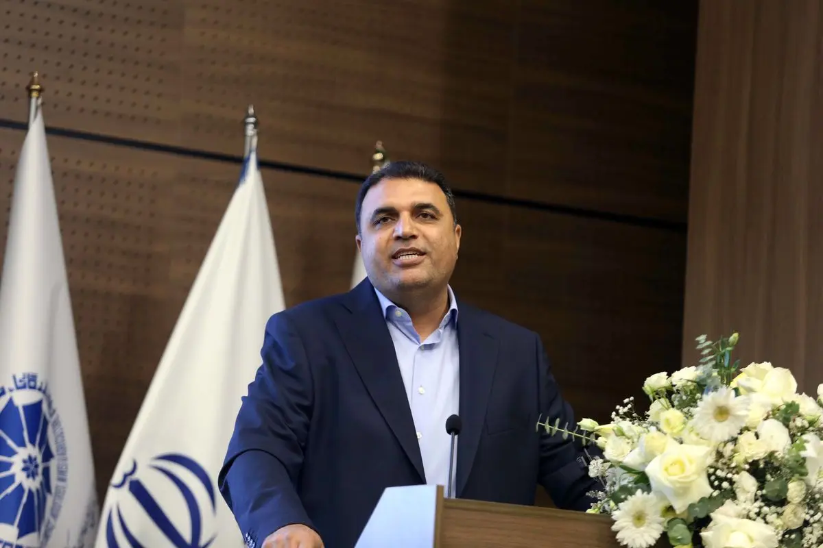 قاسمی: رشد تولید و اشتغال اولویت ما است/ تجلیل از ۳۰ واحد صنعتی و معدنی برتر هرمزگان +فیلم
