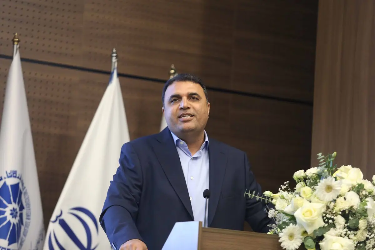 قاسمی: رشد تولید و اشتغال اولویت ما است/ تجلیل از ۳۰ واحد صنعتی و معدنی برتر هرمزگان +فیلم
