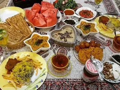 برای افطاری و سحری چه بخوریم؟ 