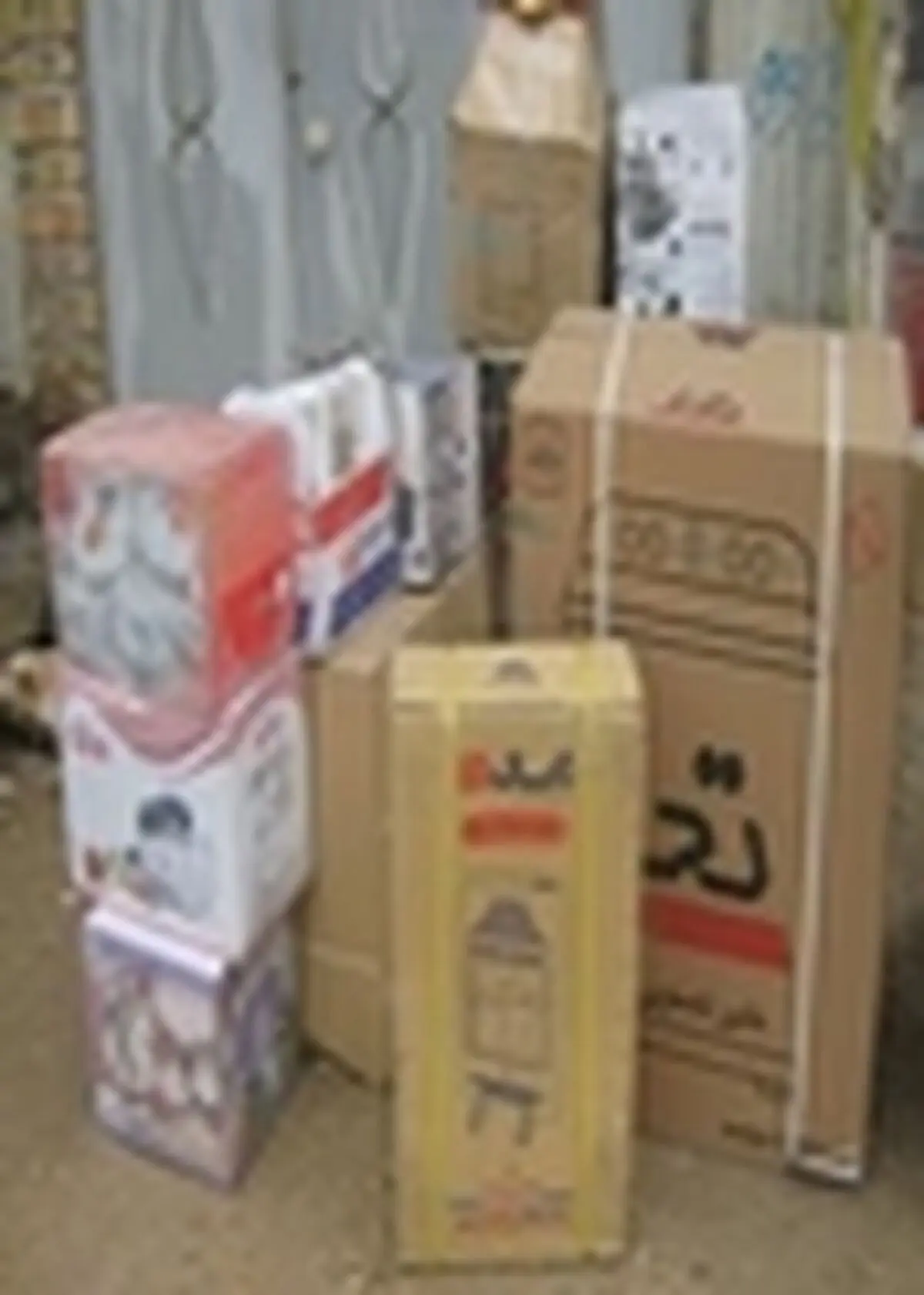عضو داوطلب جمعیت هلال احمر، تکمیل جهیزیه یک نو عروس را متقبل شد