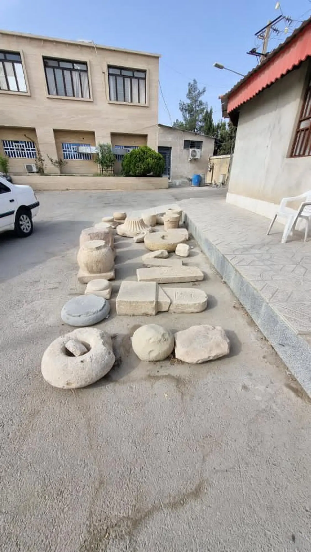 اگر آثار تاریخی از محدوده فرمانداری بیرون بروند، سرنوشت‌شان نامعلوم خواهد بود