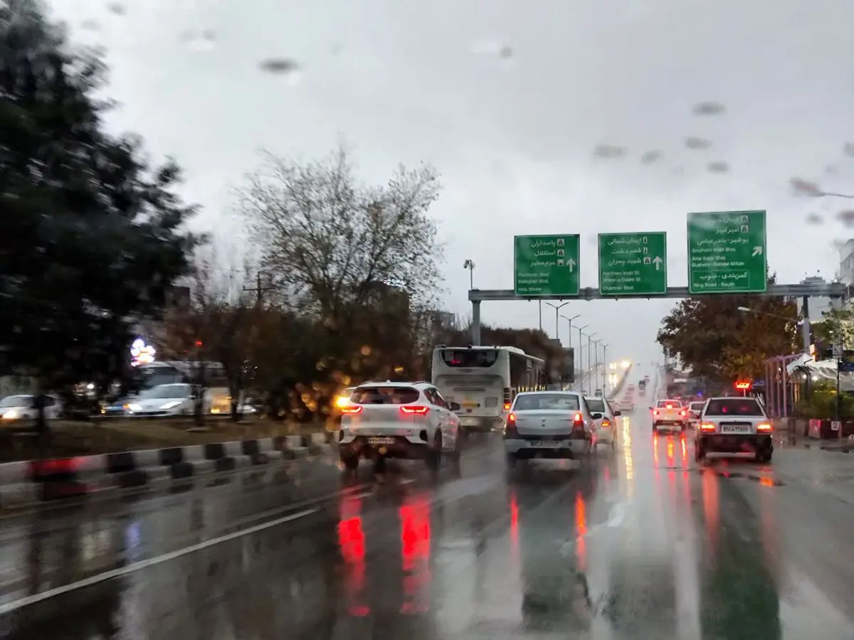 آمادگی کامل شیراز برای بارش‌های پیش رو/ استقرار بیش از ۴۰۰ اکیپ عملیاتی در شهر 