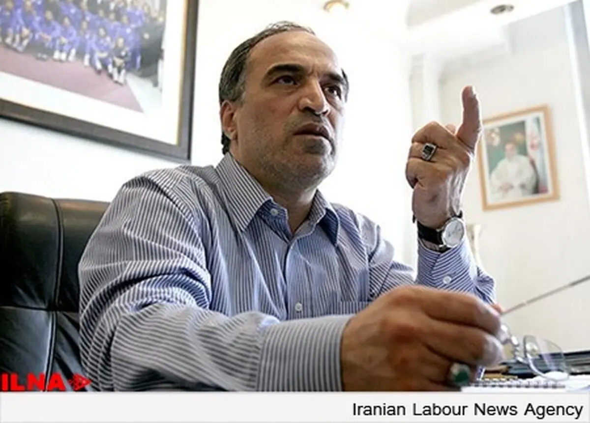 آشتیانی:‌ سازمان خصوصی‌سازی از کلی‌گویی درباره واگذاری سرخابی‌ها بپرهیزد/برخی با نردبان سیاسی‌ها بالا رفته‌اند حالا انتقاد می‌کنند
