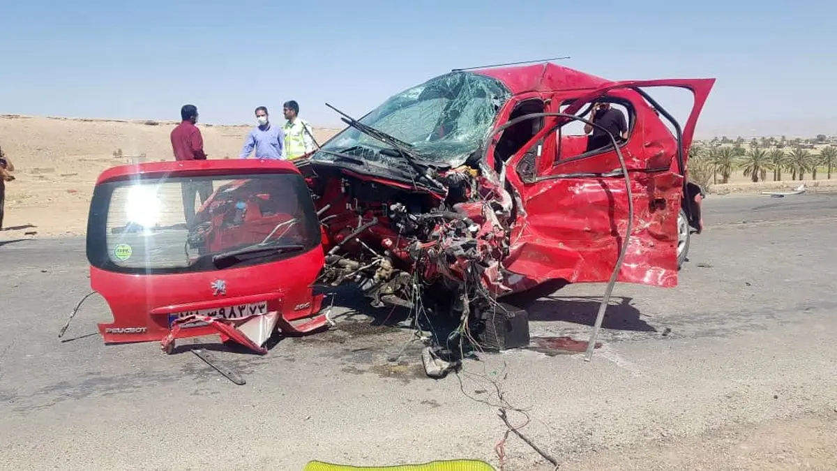 دو کشته و ۶ مصدوم در تصادف سه خودرو در جاده فسا - جهرم