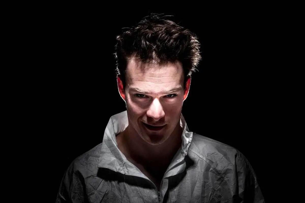 ۵ نشانه که ممکن است همسر شما یک روان آزار باشد 