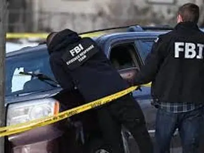 گفت‌وگوی بحث‌برانگیز یک پزشک با پلیس در محل حادثه مرگ زن ۳۷ ساله + فیلم