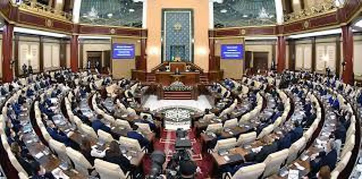 پارلمان قزاقستان منحل شد