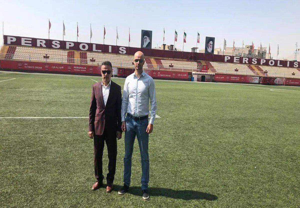بازدید مدیر فنی آکادمی فوتبال رئال بتیس از مجموعه درفشی‌فر