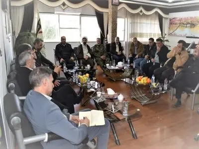  مدارا و احترام به مردم در برخورد با مطالبات