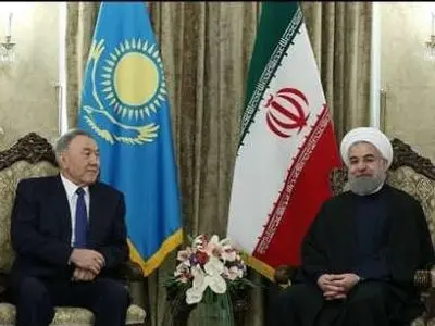 ایران و کازاخستان توقعان تسع وثائق للتعاون المشترک