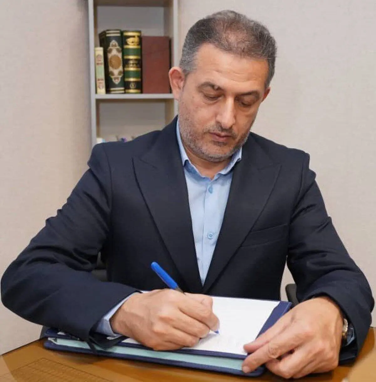 خبرنگاران را دریابید