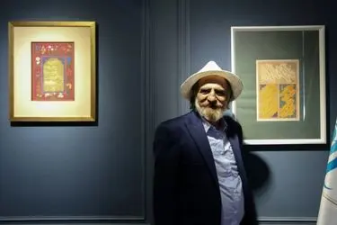 غیر ایرانی‌ها تصور می‌کنند خوشنویسی چیزی مانند گیوه‌دوزی و گلیم‌بافی است! 