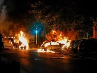 نشست اضطراری دولت فرانسه در پی ناآرامی‌های ناشی از قتل نوجوان الجزایری