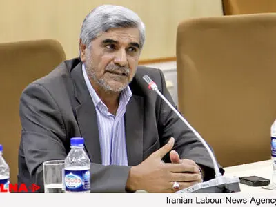 قدردانی از شهدا با شعار و تبلیغ حاصل نمی‌شود