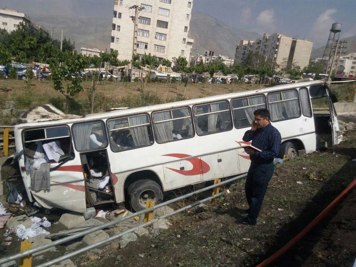 واژگونی اتوبوس ولوو در خراسان رضوی ٢٠ مجروح بر جای گذاشت