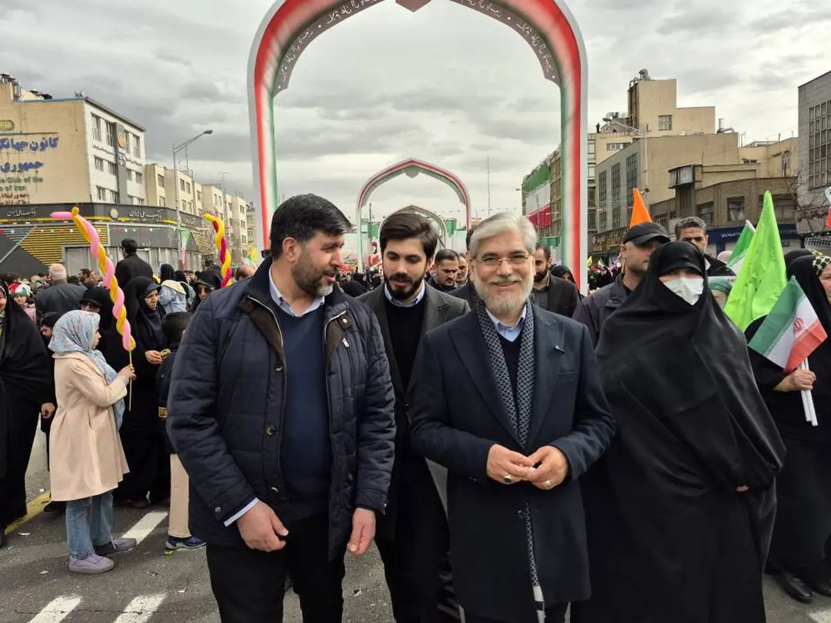 حضور وزیر علوم در راهپیمایی ۲۲ بهمن