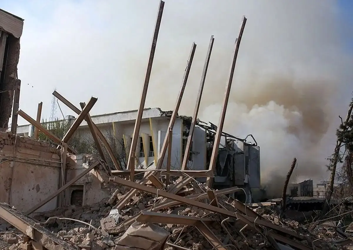 یک شهید و ۲ مجروح در تهاجم هوایی به انبار تعاون روستایی حمیدیه