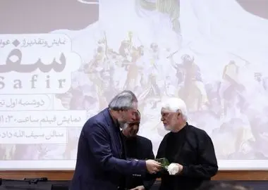کاش مسیر سینمای ایران با نگاه انقلابی پیش می‌رفت/ می‌گفتند ساخت فیلم برای سید الشهدا (ع) زود است