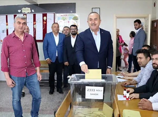 چاووش‌اوغلو: انتخابات دور اول، نشانه بلوغ دموکراتیک مردم ترکیه بود