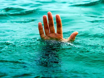 مادر و دختر مینودشتی در استخر غرق شدند