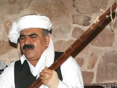 هنرمند پیشکسوت موسیقی مقامی خراسان جنوبی درگذشت 
