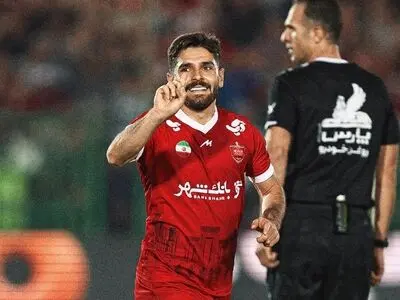 پرسپولیس ۲-۰ ذوب‌آهن: تیم هاشمیان بالاخره رنگ برد را دید!