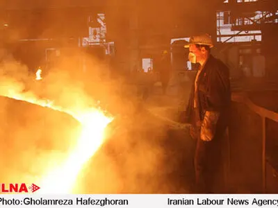 کارگران مشمول بازنشستگی از ورود به محل کار منع شدند