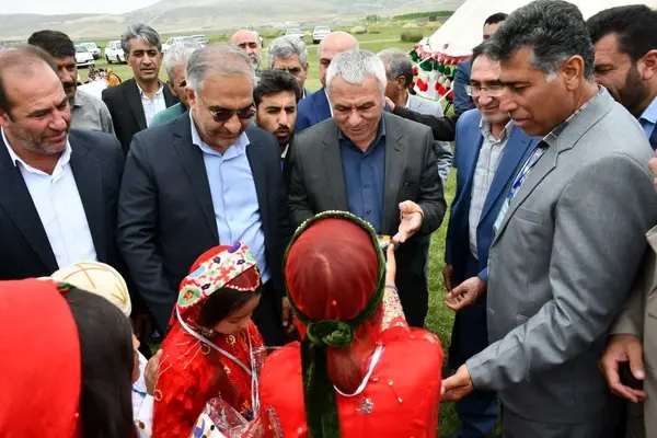 اردوی بزرگ دانش آموزان عشایر در دشت ارژن برگزار شد