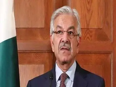 وزیر دفاع پاکستان با حفظ سمت وزیر خارجه می‌شود
