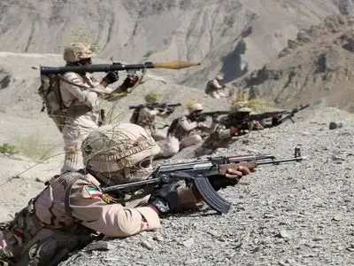 مرزداران سیستان و بلوچستان مانع نفوذ یک گروهک تروریستی به کشور شدند