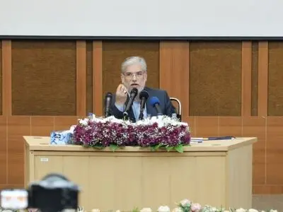 همه آثار شهید مطهری با رویکرد جامعه محوری و مسئله محوری نگاشته شده اند