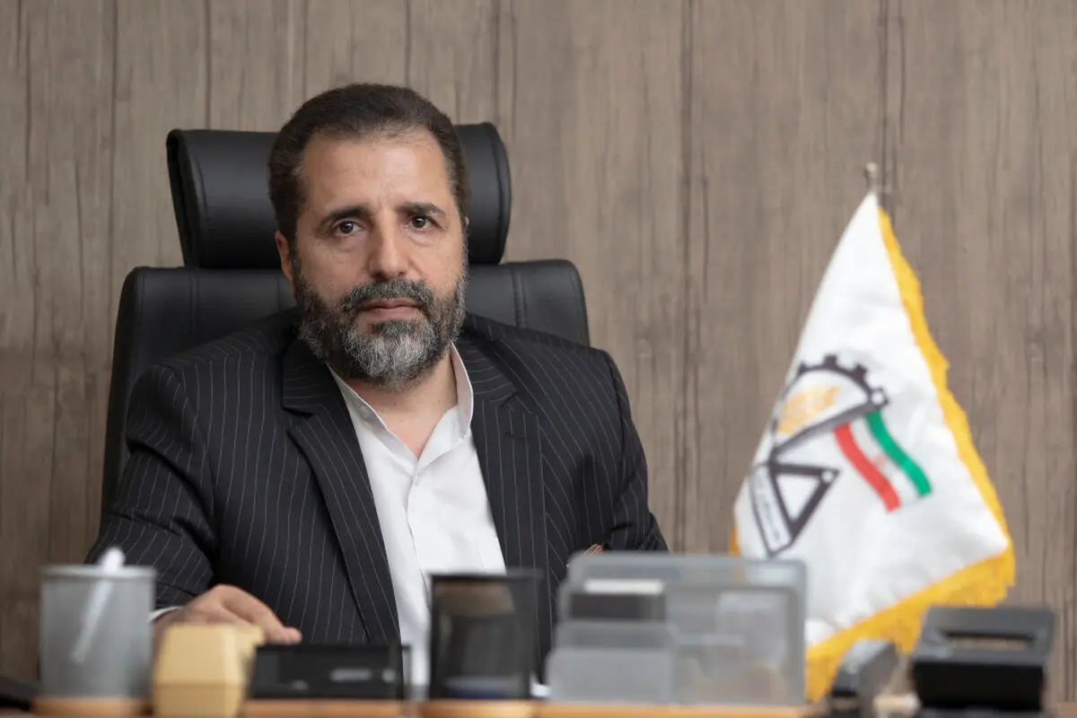 خلل در آغاز فعالیت‌ معادن فاریاب توسط کارگران بدون قرارداد! / فراری دادن بهره‌بردار با توسل به تعصبات قومیتی و مناسبات اجتماعی منطقه