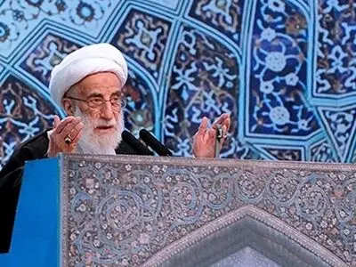 خطیب جمعة طهران: آل سعود هم أحفاد أبو سفیان