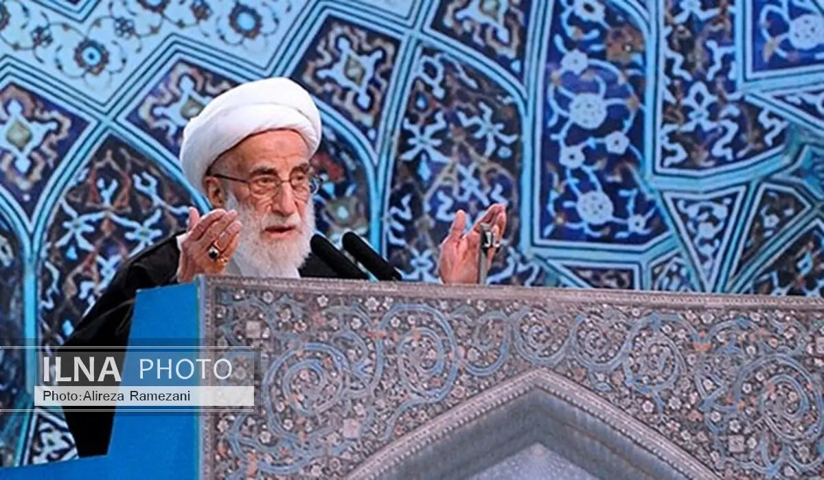 خطیب جمعة طهران: آل سعود هم أحفاد أبو سفیان