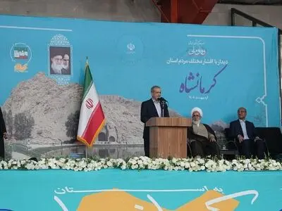 رئیس‌جمهور: می‌خواهند ایران را ضعیف جلوه دهند، اما ایرانیان را نمی‌شناسند