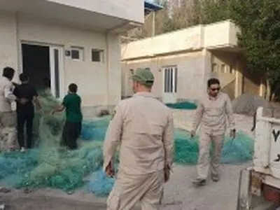 معدوم سازی تورهای ماهیگیری غیرمجاز در آب های کیش