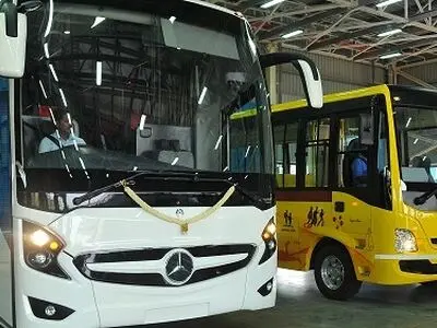 Hungary, Iran seal deal for joint production of buses