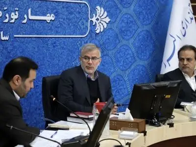 با متخلفان بازار و گران فروشان شب عید برخورد شود