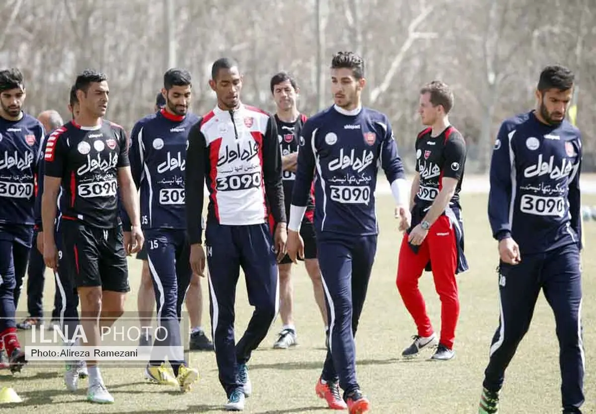 حضور پرسپولیسی‌ها در جلسه آنالیز کادر فنی 