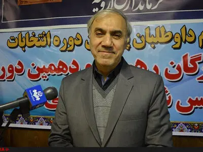مصلحت اصلاحات حکم کند، کنار می‌کشم/جناح‌رقیب خوب و مردانه عمل کند