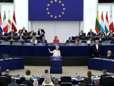 کمیسیون اروپا همچون تایتانیک اروپا را با خود غرق می‌کند