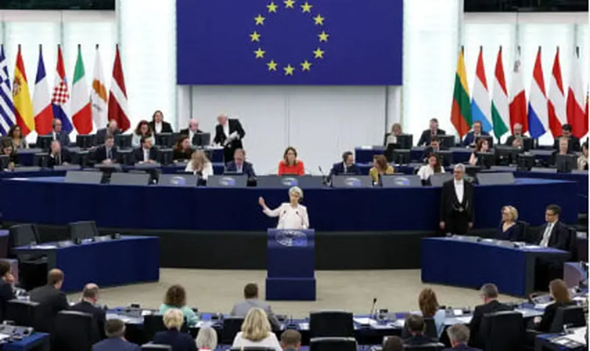 کمیسیون اروپا همچون تایتانیک اروپا را با خود غرق می‌کند