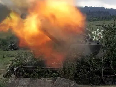 نیروهای روسیه فرودگاه‌ها و تأسیسات انرژی اوکراین را بمباران کردند