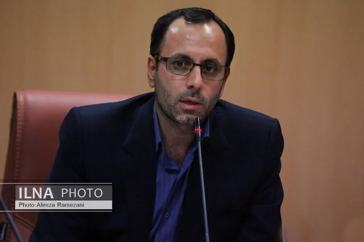 آیت الله هاشمی مجتهدی آگاه و مصلحی بزرگ و دوراندیش بود