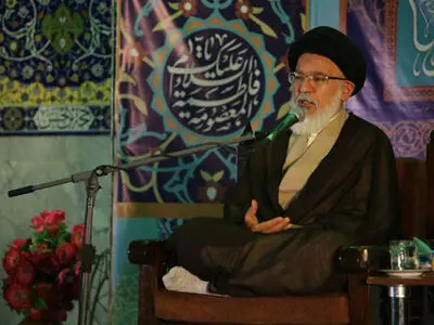 حب‌دنیا دست انسان را به خون امام‌معصوم آلوده می‌کند
