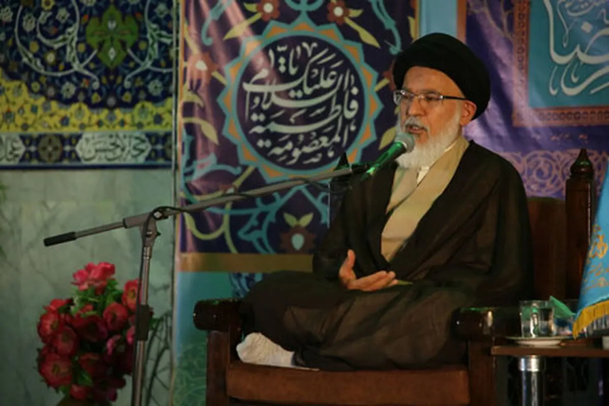حب‌دنیا دست انسان را به خون امام‌معصوم آلوده می‌کند
