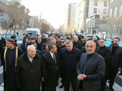 حضور جمعی از سفرای خارجی مقیم تهران در مراسم تشییع پیکر سردار سلیمانی
