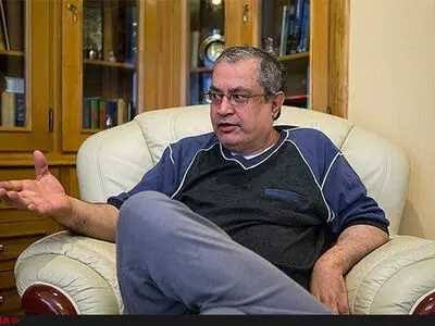 جمهوری اسلامی فعلا آنقدر قدرت دارد که بتواند سرپا بایستد/راهی جز توافق نیست/ اصلاح‌طلبان منتظرند، بلکه سر آقایان به سنگ بخورد/ ترکیب نظامی استانداران، برای مواجهه با وقایع غیرمترقبه است 