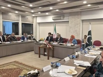 تاکید بر اجرای سریع توافقات ۱۲ سند همکاری با پاکستان