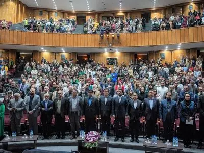 «در انتظار ملاقات با گودو»؛ «ترانسفر» و «جومن جن» جوایز را ربودند